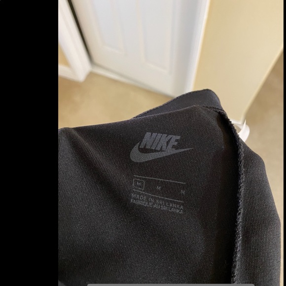 Nike Set - Picture 9 of 9